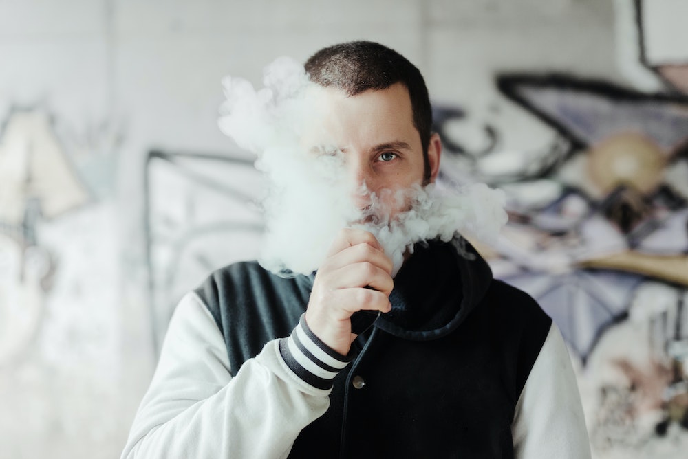 La réglementation et son impact sur le marché des cigarettes électroniques Puff