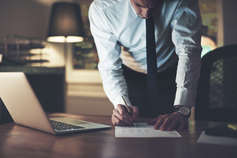 Rompre un contrat CDD saisonnier : enjeux et procédures